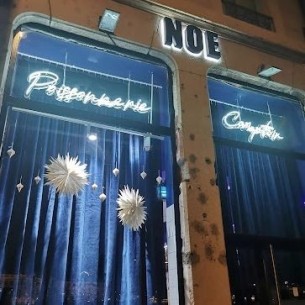 Néon Montage Plexiglas